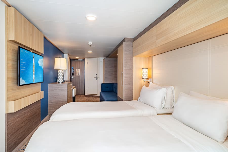 Каюта «С балконом Ocean View Balcony (3D)» — лайнер «Spectrum of the Seas»