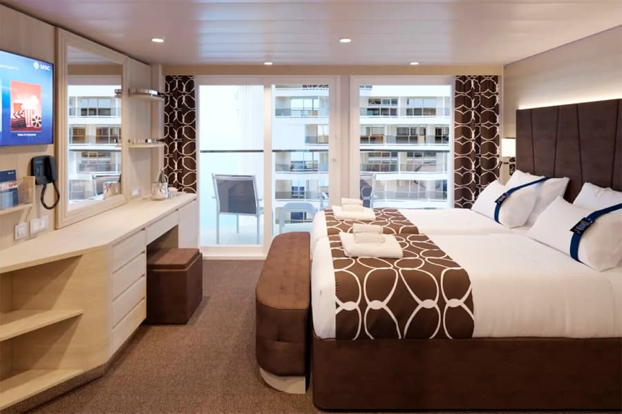 Каюта «С балконом Deluxe Fantastica (PR2)» — лайнер «MSC World Europa»
