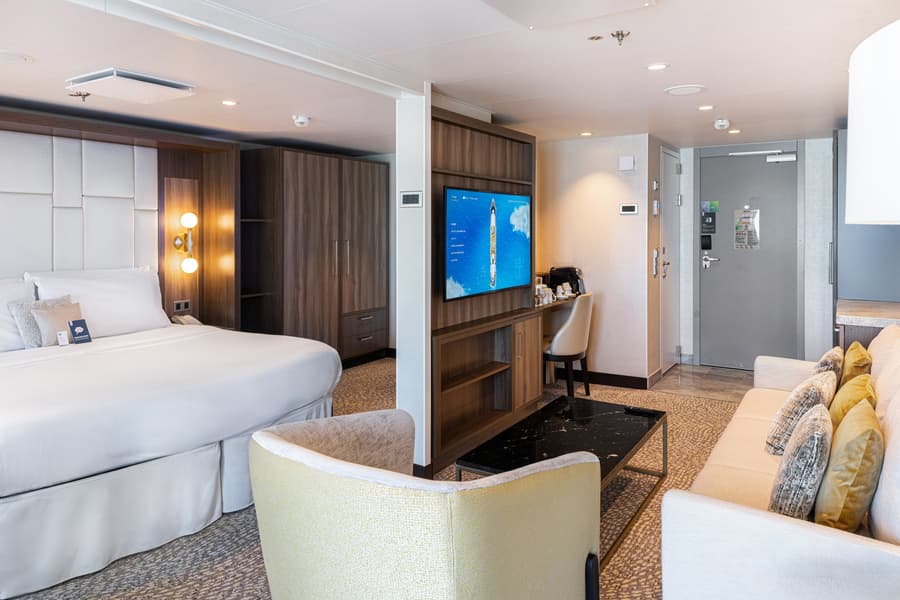Каюта «Сьют Grand Suite – 1 Bedroom (GS)» — лайнер «Spectrum of the Seas», фото 2