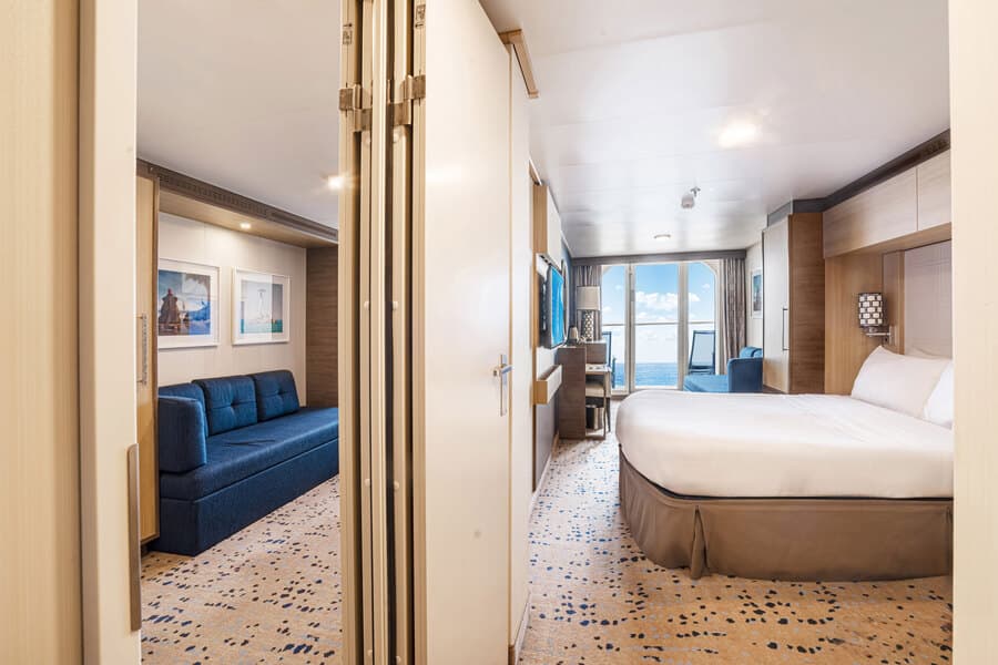 Каюта «С балконом Connecting Oceanview Balcony (CB)» — лайнер «Spectrum of the Seas»