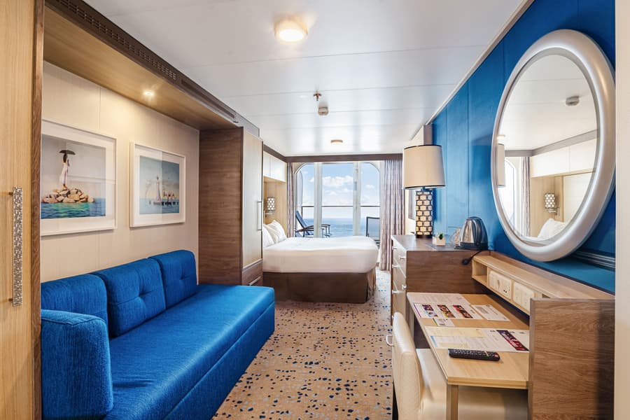 Каюта «С балконом Ocean View with Large Balcony (4C)» — лайнер «Spectrum of the Seas»