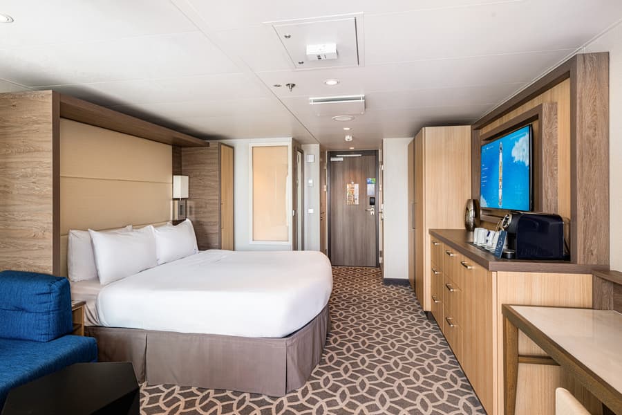 Каюта «Сьют Junior Suite (J4)» — лайнер «Spectrum of the Seas», фото 2