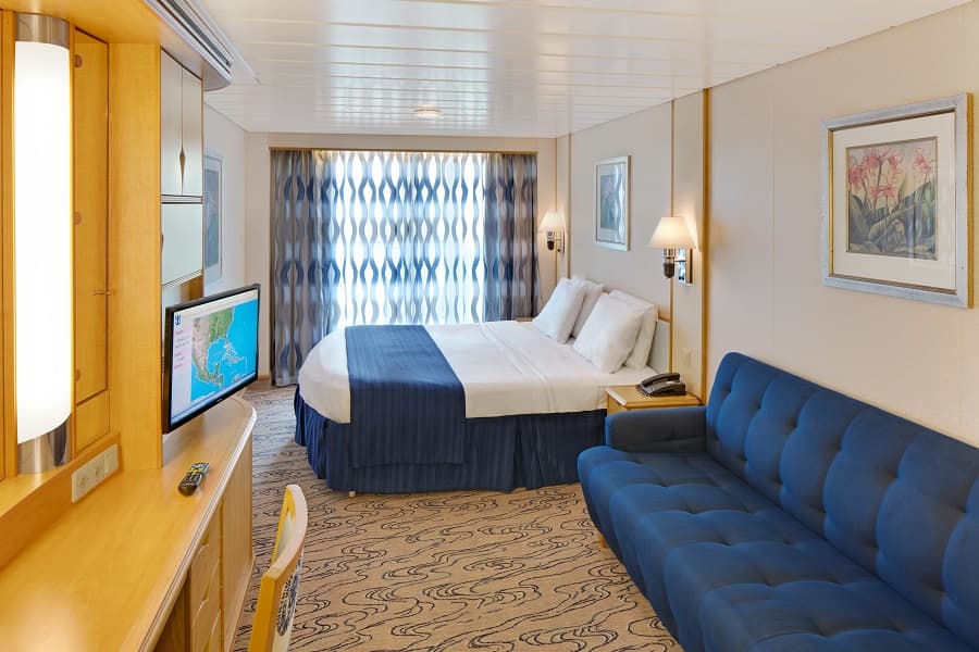 Каюта «С балконом Ocean View with Balcony Guaranteed (XB)» — лайнер «Navigator of the Seas»