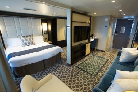 Каюта «Сьют Grand Suite (GT)» — лайнер «Ovation of The Seas»
